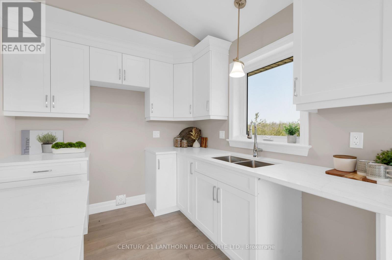 2567 County Road 5 Road, Prince Edward County, Ontario  K0K 2T0 - Photo 12 - X9361675