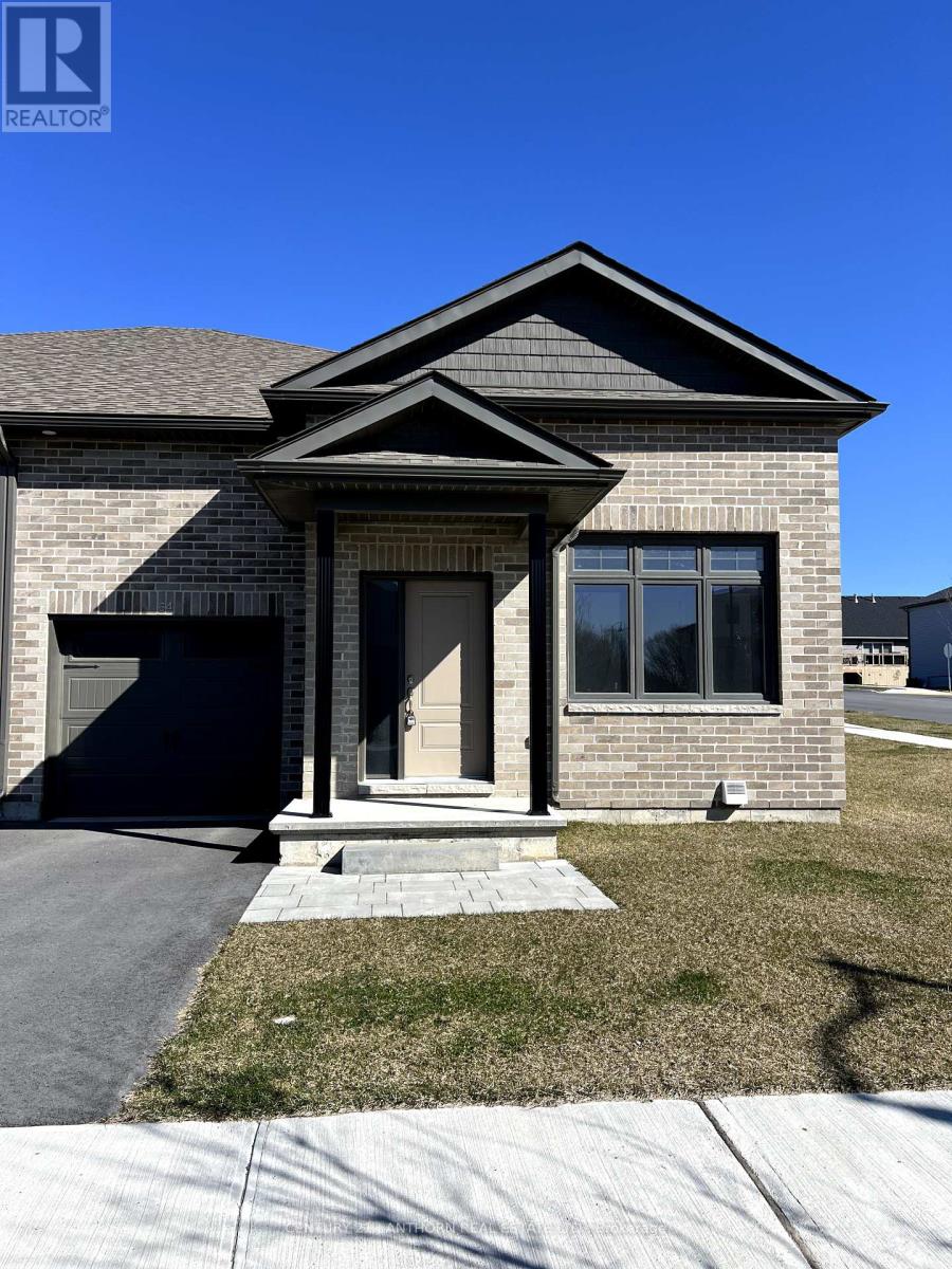 64 Markland Avenue, Prince Edward County, Ontario  K0K 2T0 - Photo 5 - X12000945