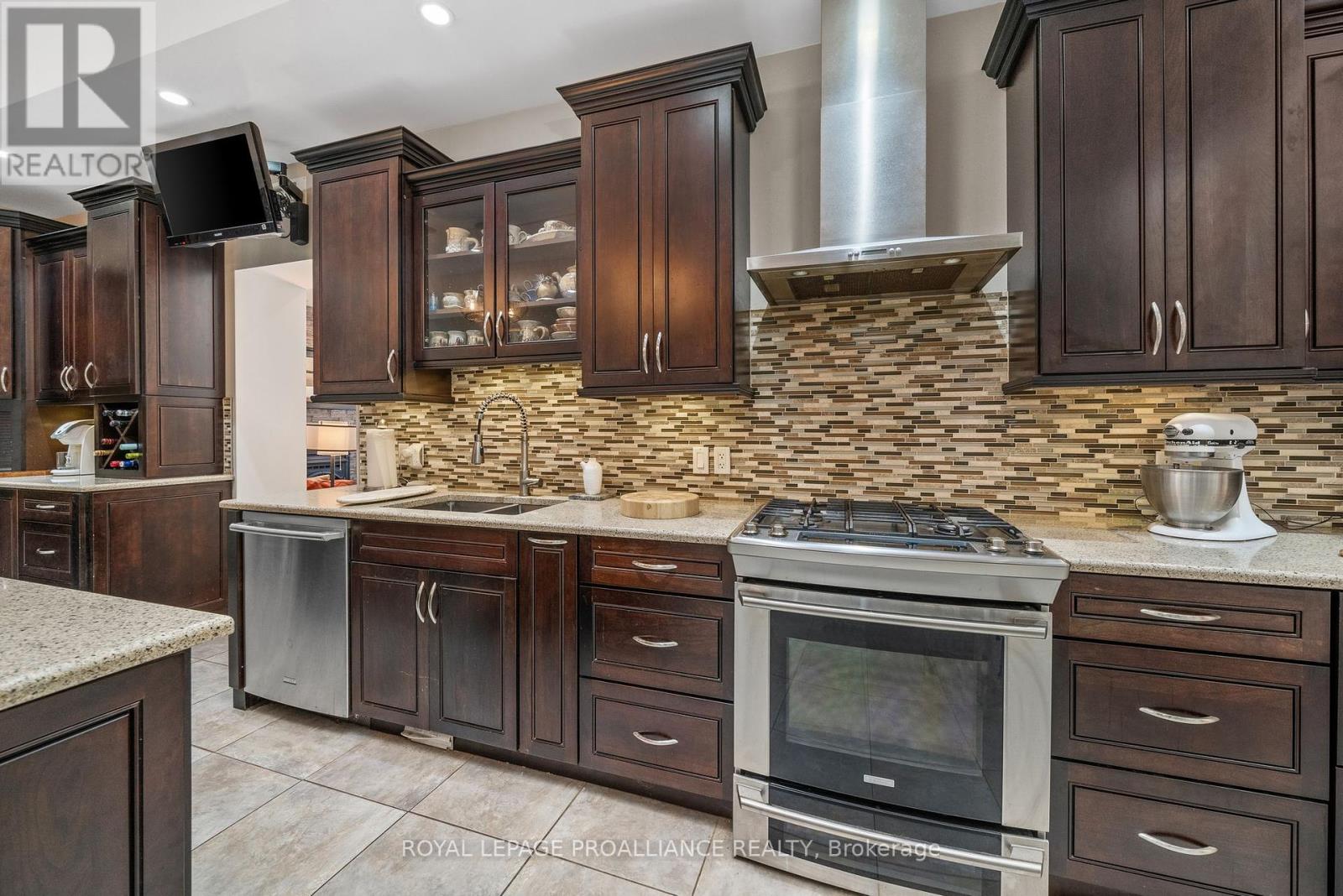 17b Hughes Lane, Tweed, Ontario  K0K 3J0 - Photo 17 - X12004941