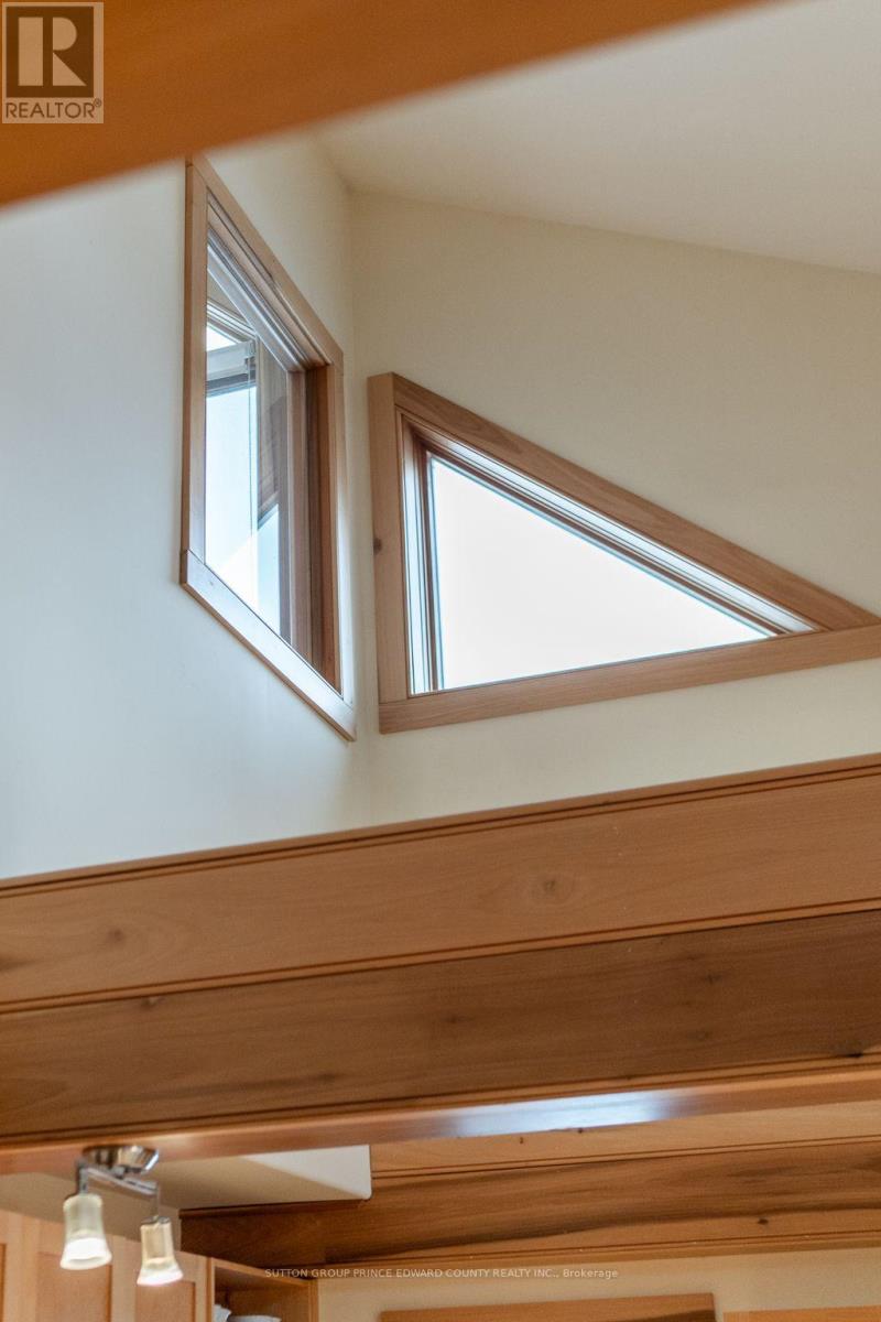 4 Carla Court, Prince Edward County, Ontario  K0K 3L0 - Photo 15 - X12007607