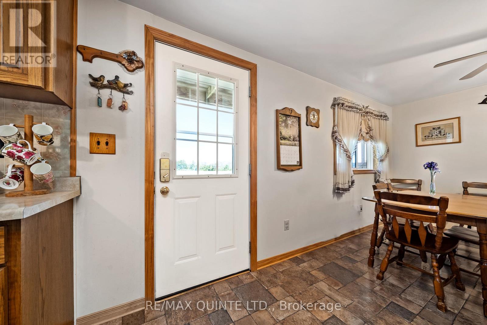 257 Elmbrook Road, Prince Edward County, Ontario  K0K 2T0 - Photo 15 - X12034032