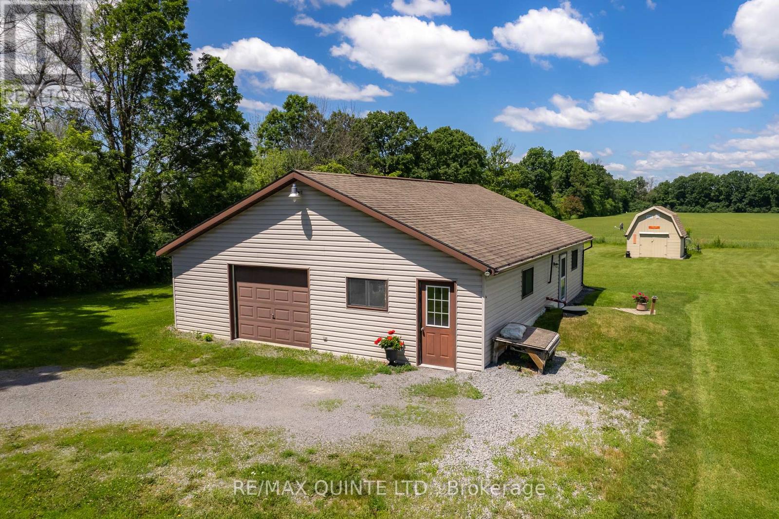 257 Elmbrook Road, Prince Edward County, Ontario  K0K 2T0 - Photo 36 - X12034032