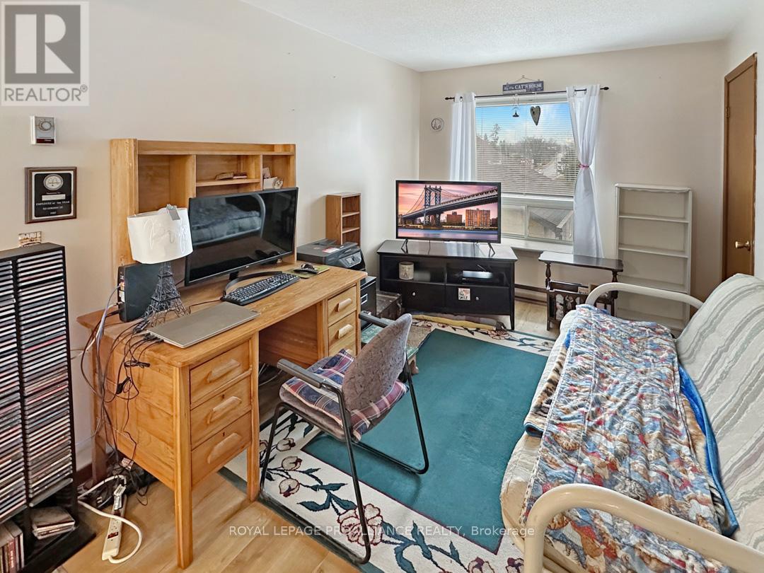 91 St.lawrence Street E, Centre Hastings, Ontario  K0K 2K0 - Photo 15 - X12047367