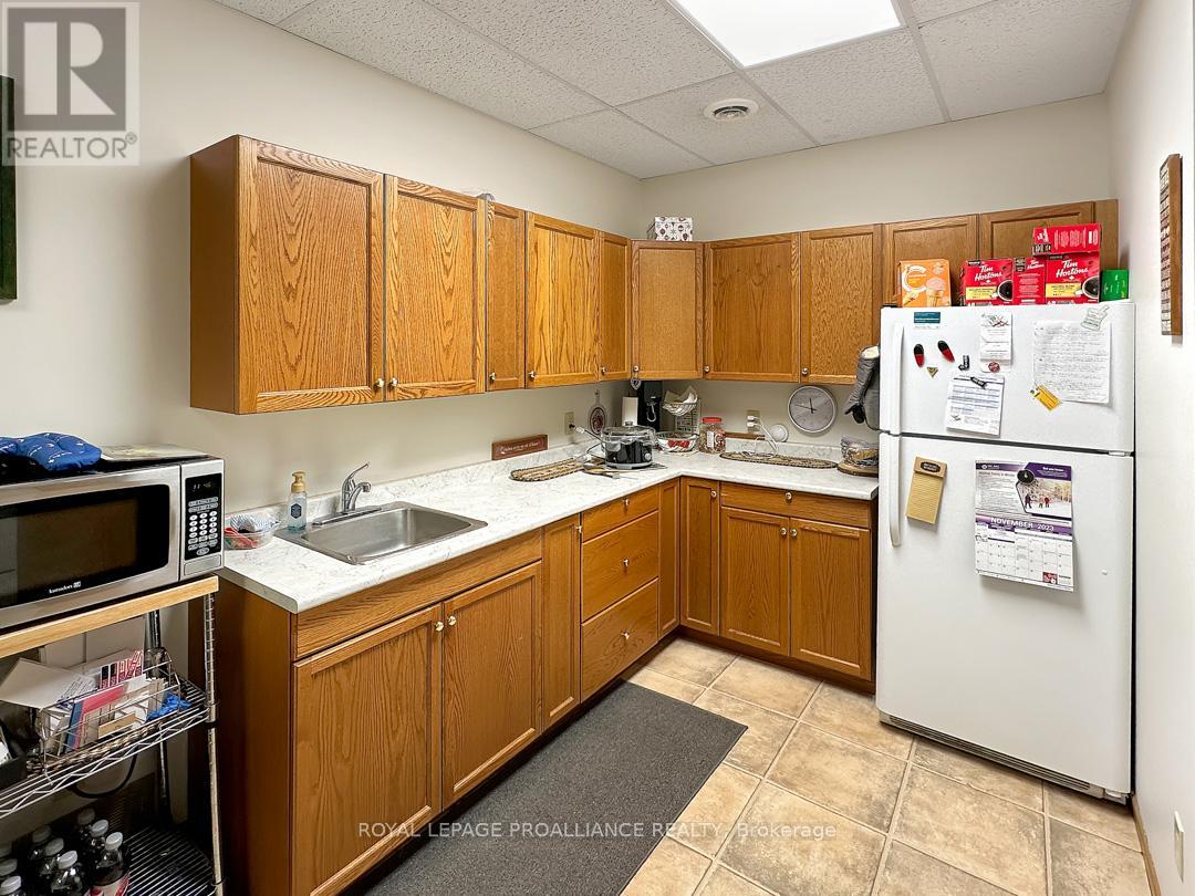 91 St.lawrence Street E, Centre Hastings, Ontario  K0K 2K0 - Photo 23 - X12047367