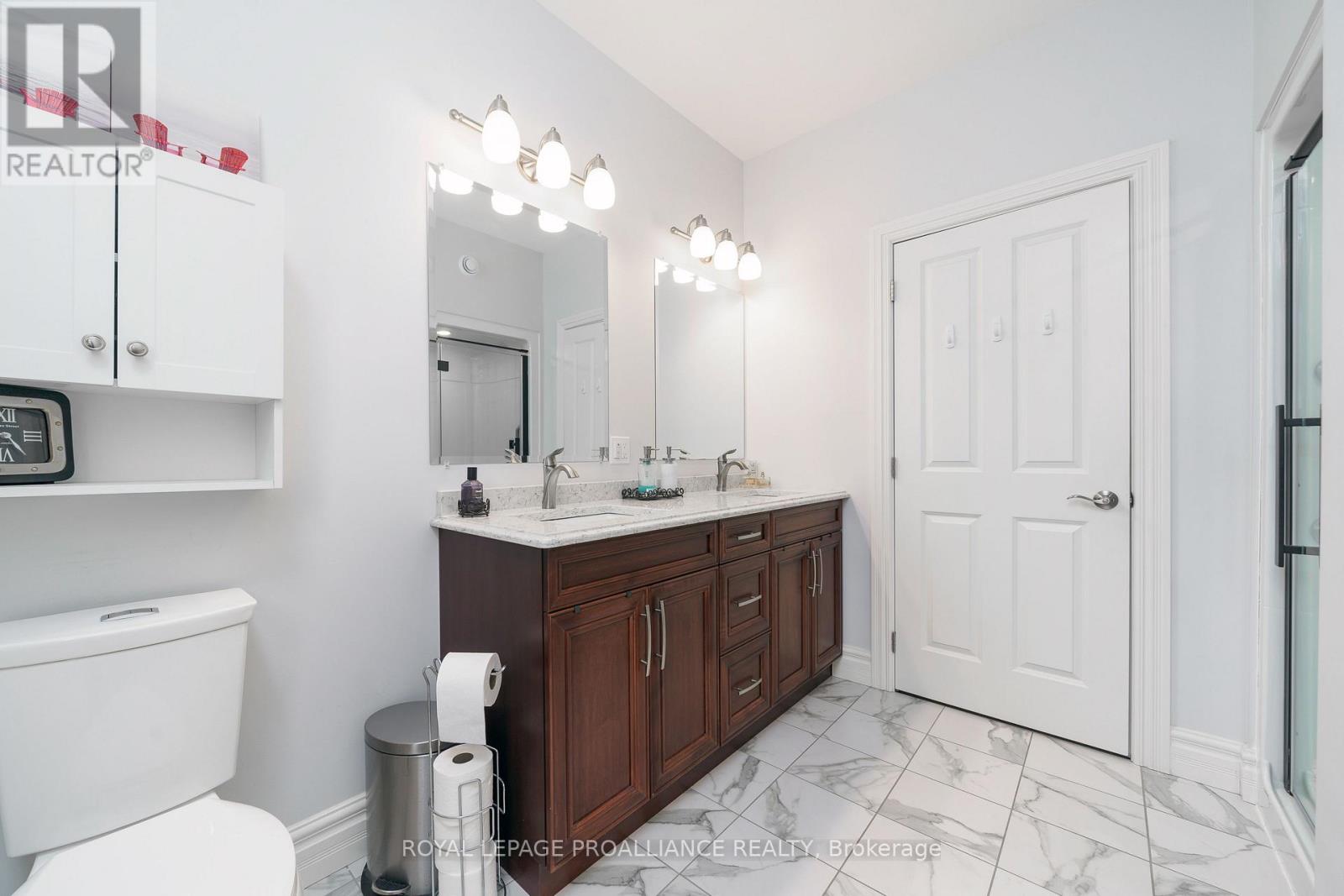 12 Dorchester Drive, Prince Edward County, Ontario  K0K 3L0 - Photo 11 - X12079399