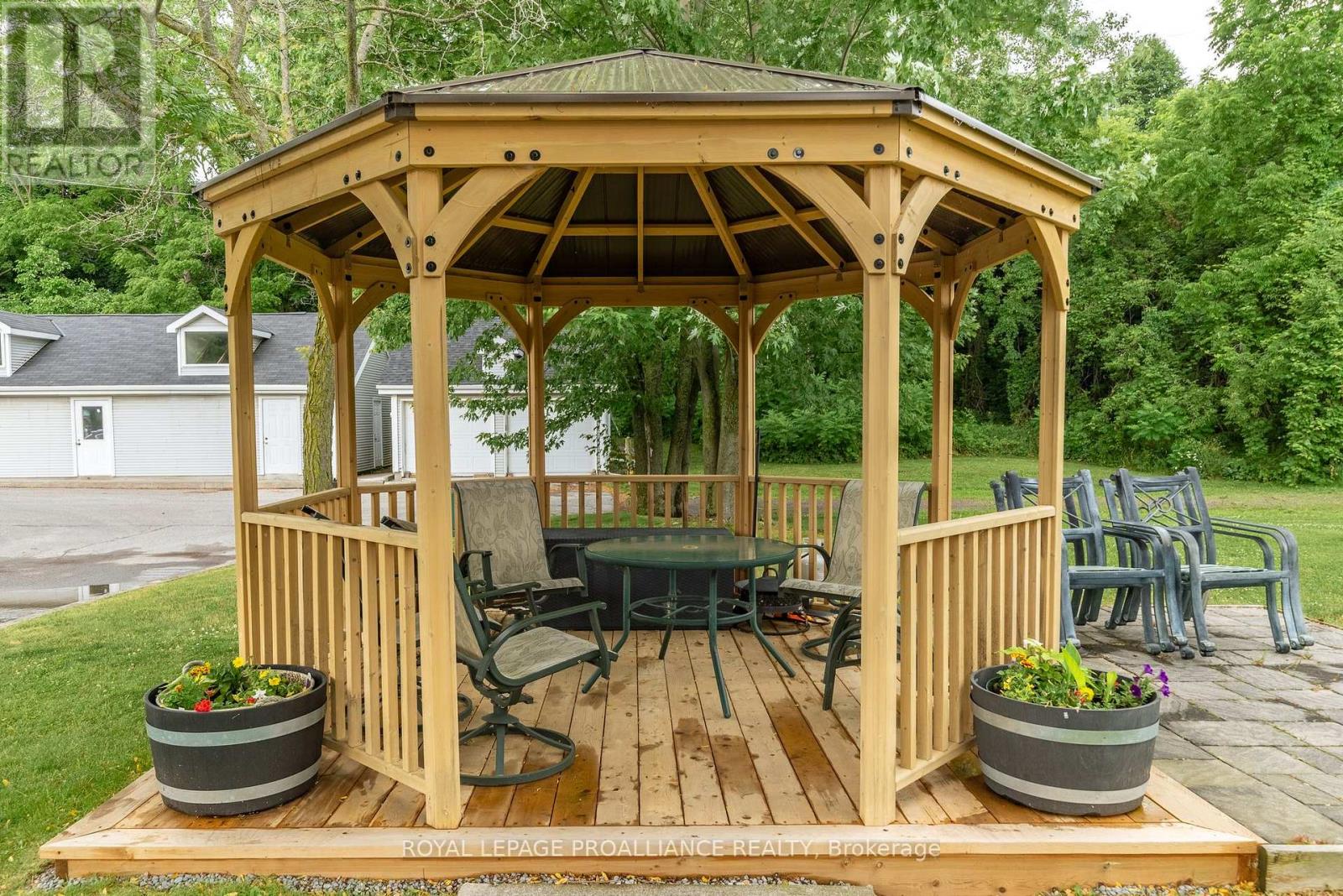 3 - 1 Mortimer Street, Prince Edward County, Ontario  K0K 2T0 - Photo 40 - X12090635