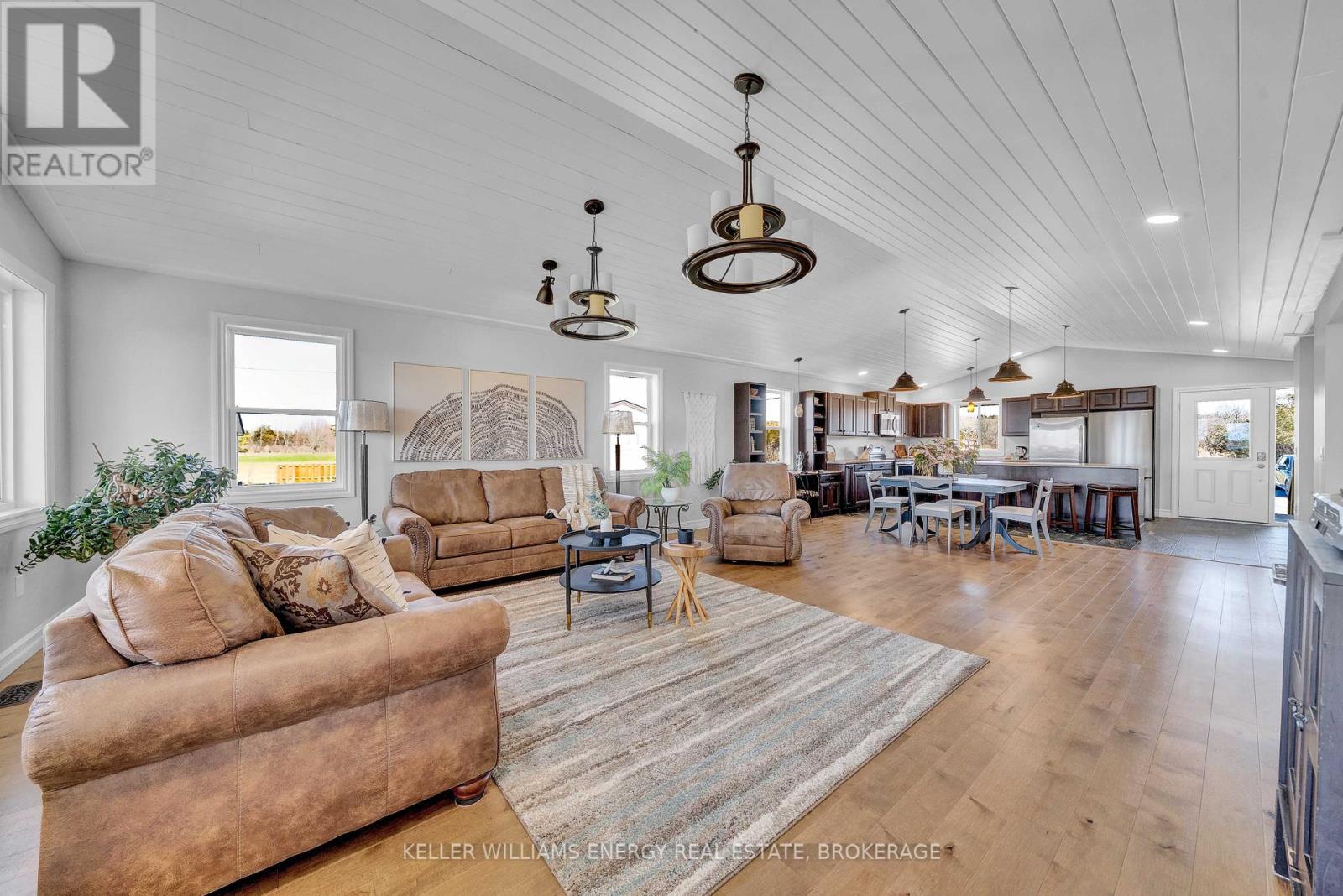 1649 County Road 15, Prince Edward County, Ontario  K0K 1W0 - Photo 18 - X12098012