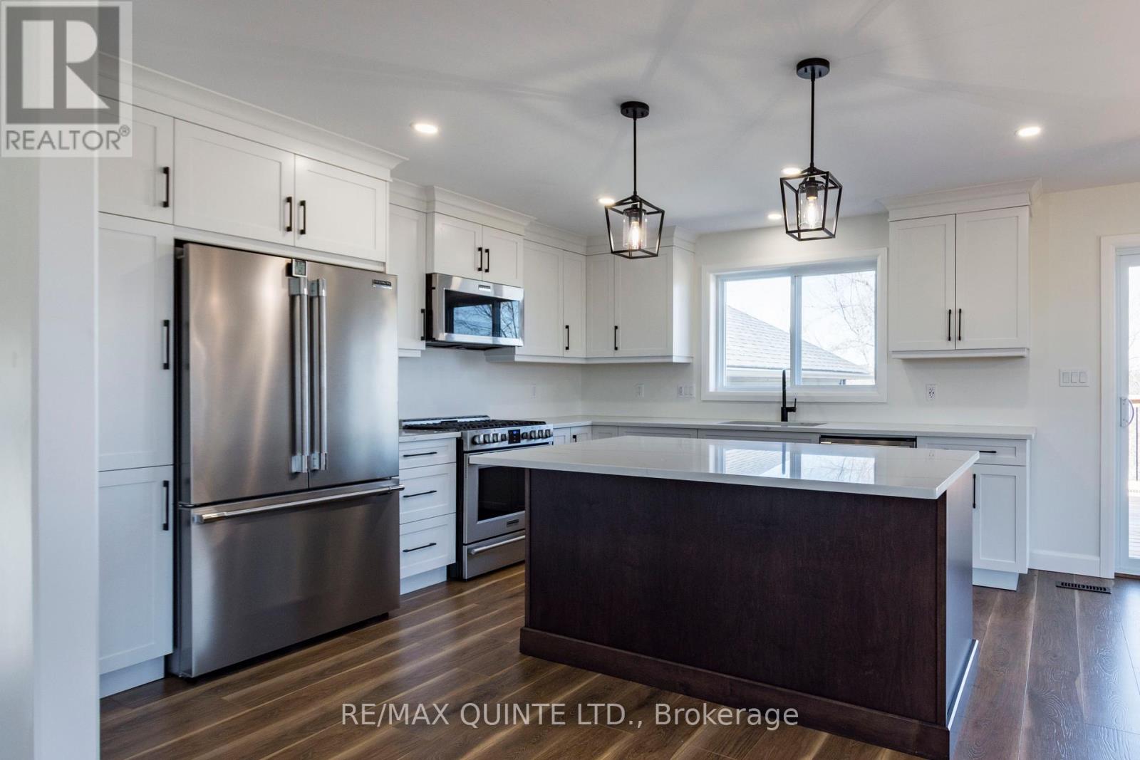 251 Wallbridge Road, Quinte West, Ontario  K8P 1Z3 - Photo 12 - X12101318