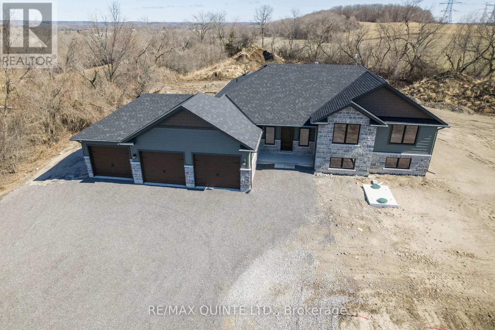 251 Wallbridge Road, Quinte West, Ontario  K8P 1Z3 - Photo 6 - X12101318