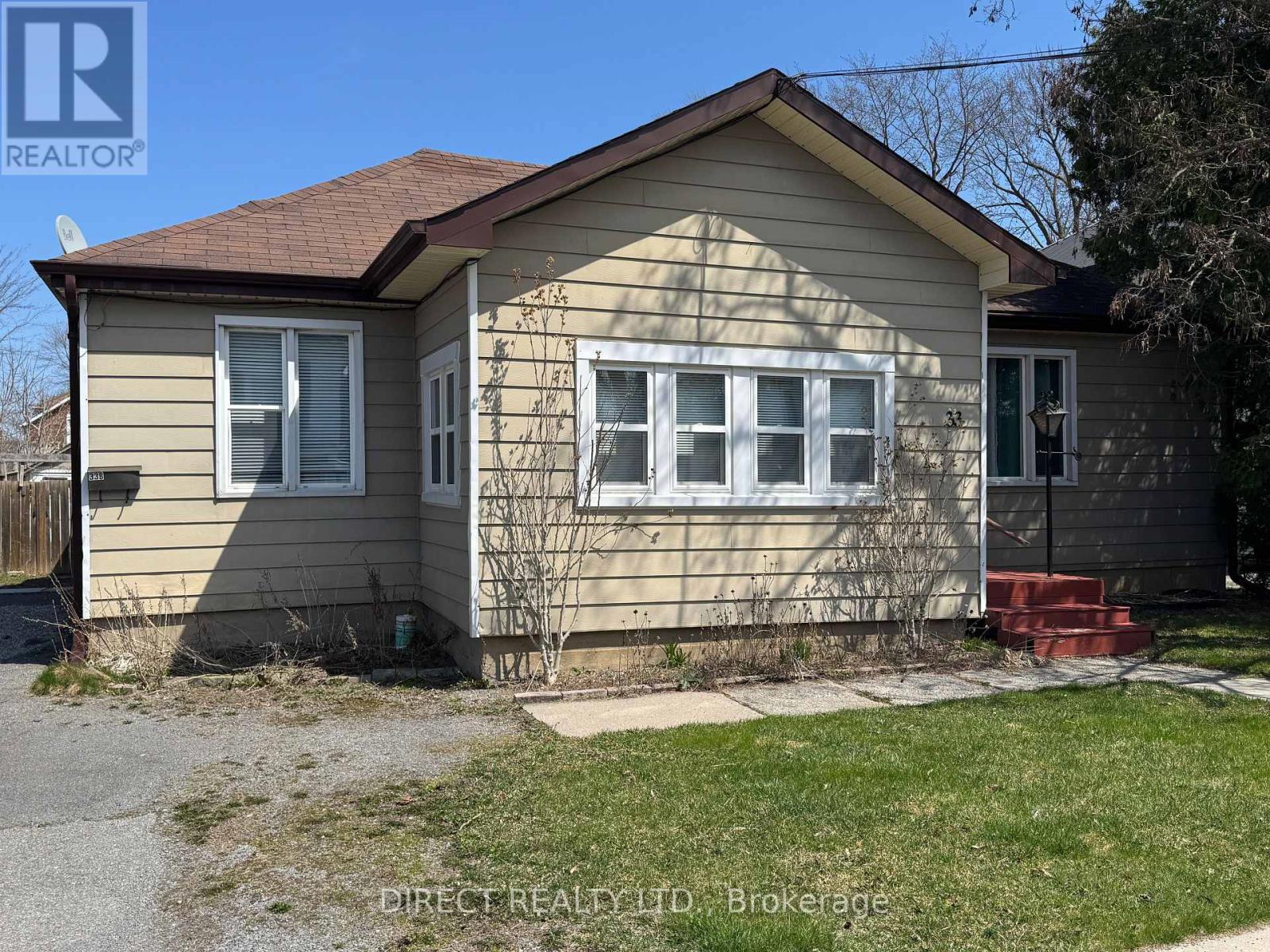 33 Sinclair Street, Belleville, Ontario  K8P 3S5 - Photo 3 - X12104601