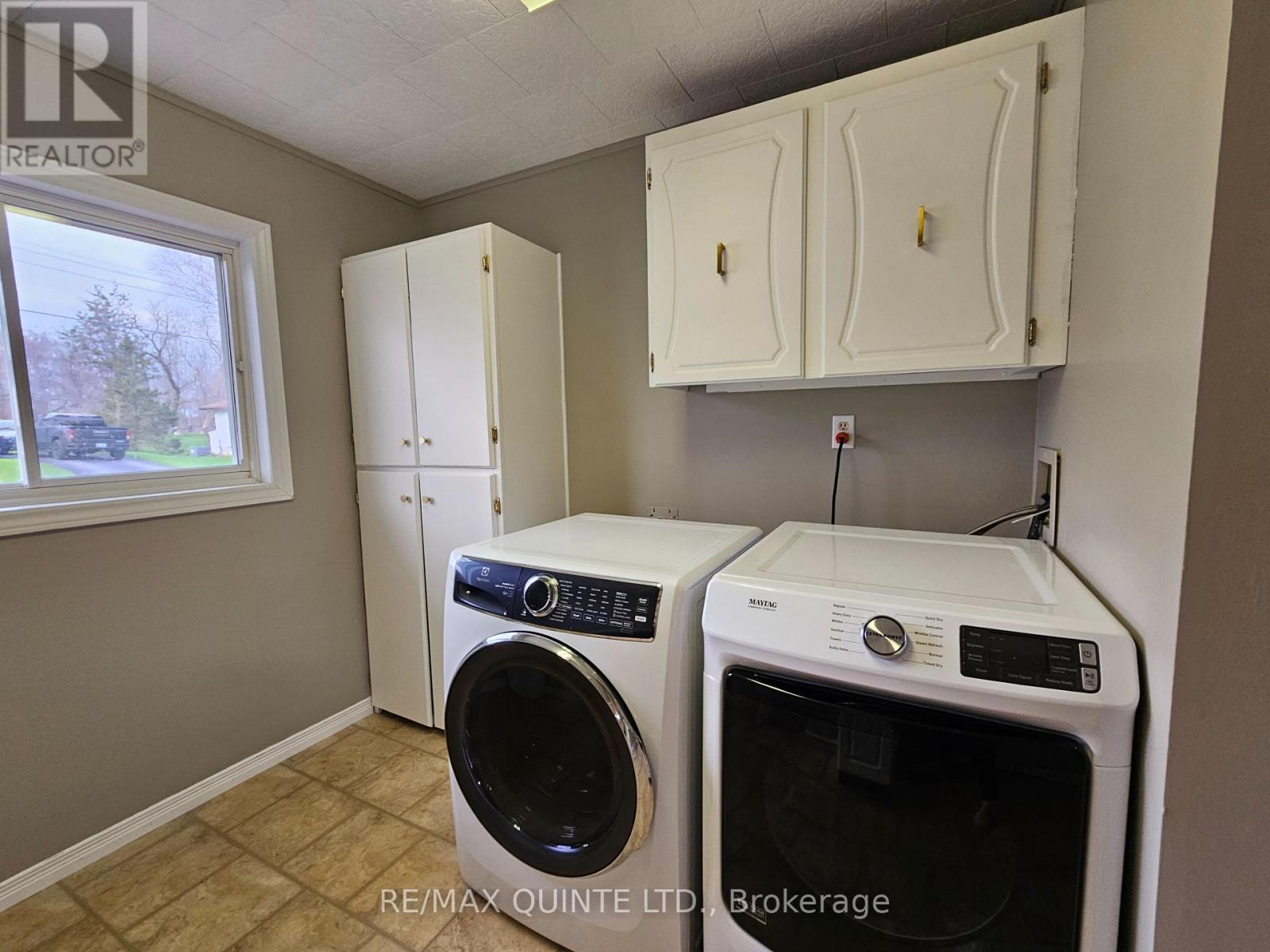 12 Philip Street, Prince Edward County, Ontario  K0K 2T0 - Photo 24 - X12105741