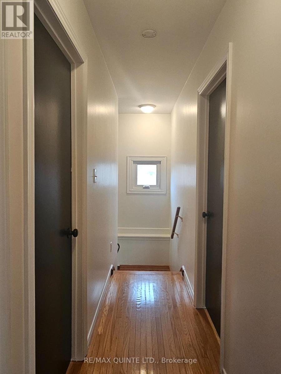 12 Philip Street, Prince Edward County, Ontario  K0K 2T0 - Photo 30 - X12105741