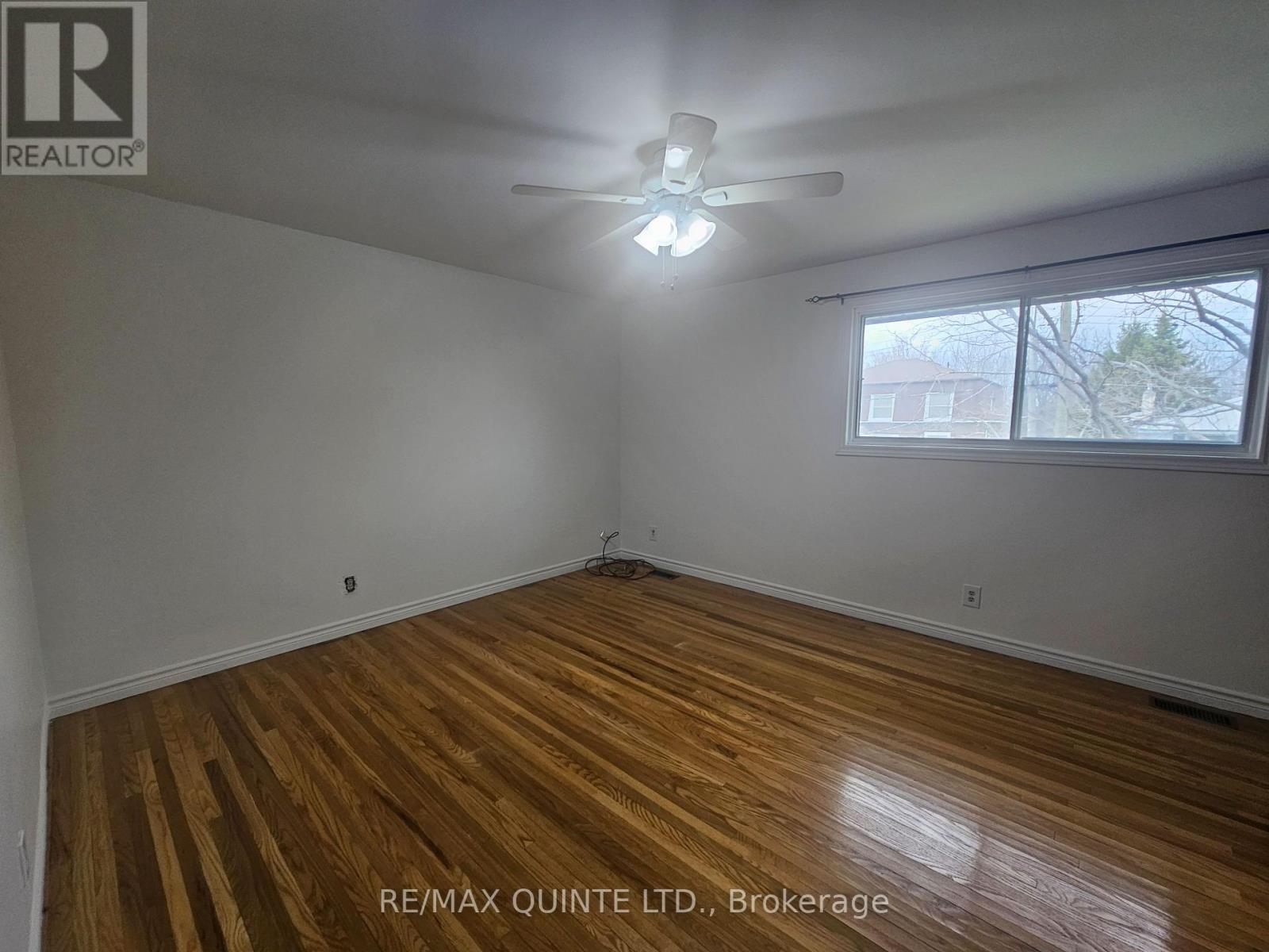 12 Philip Street, Prince Edward County, Ontario  K0K 2T0 - Photo 31 - X12105741