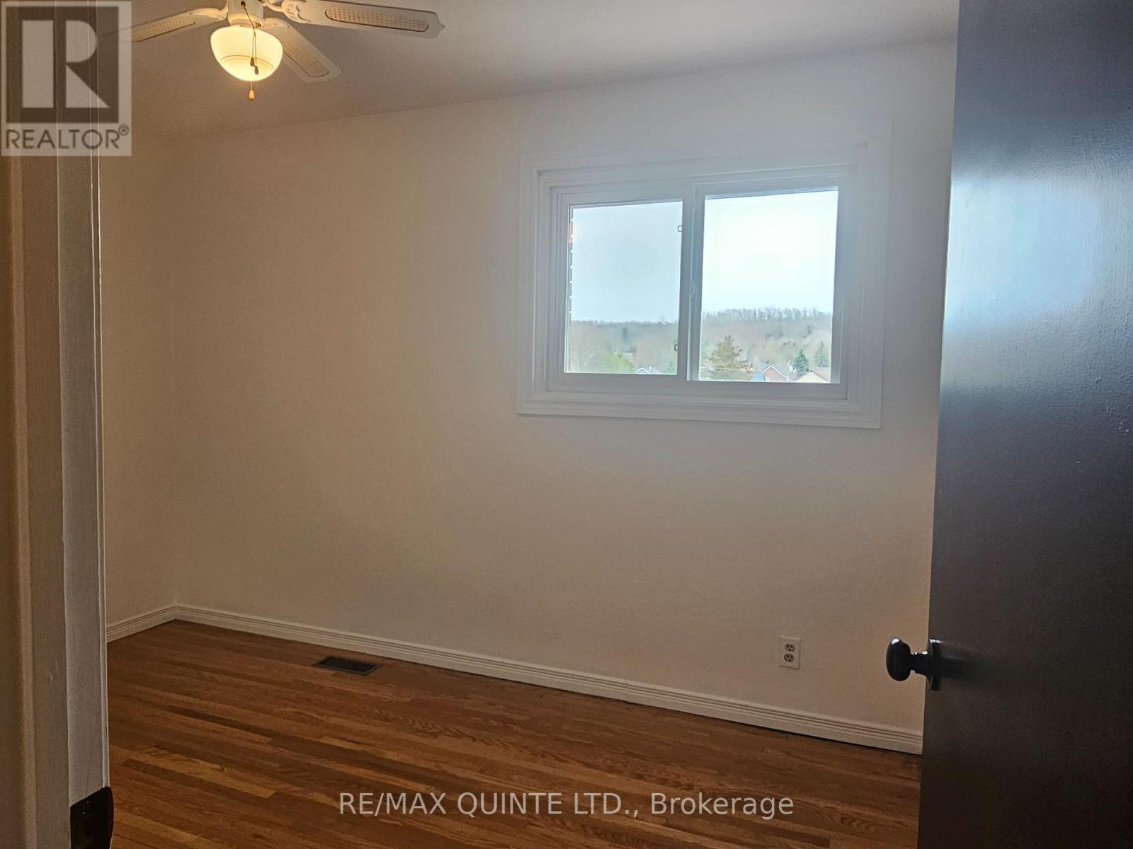 12 Philip Street, Prince Edward County, Ontario  K0K 2T0 - Photo 34 - X12105741