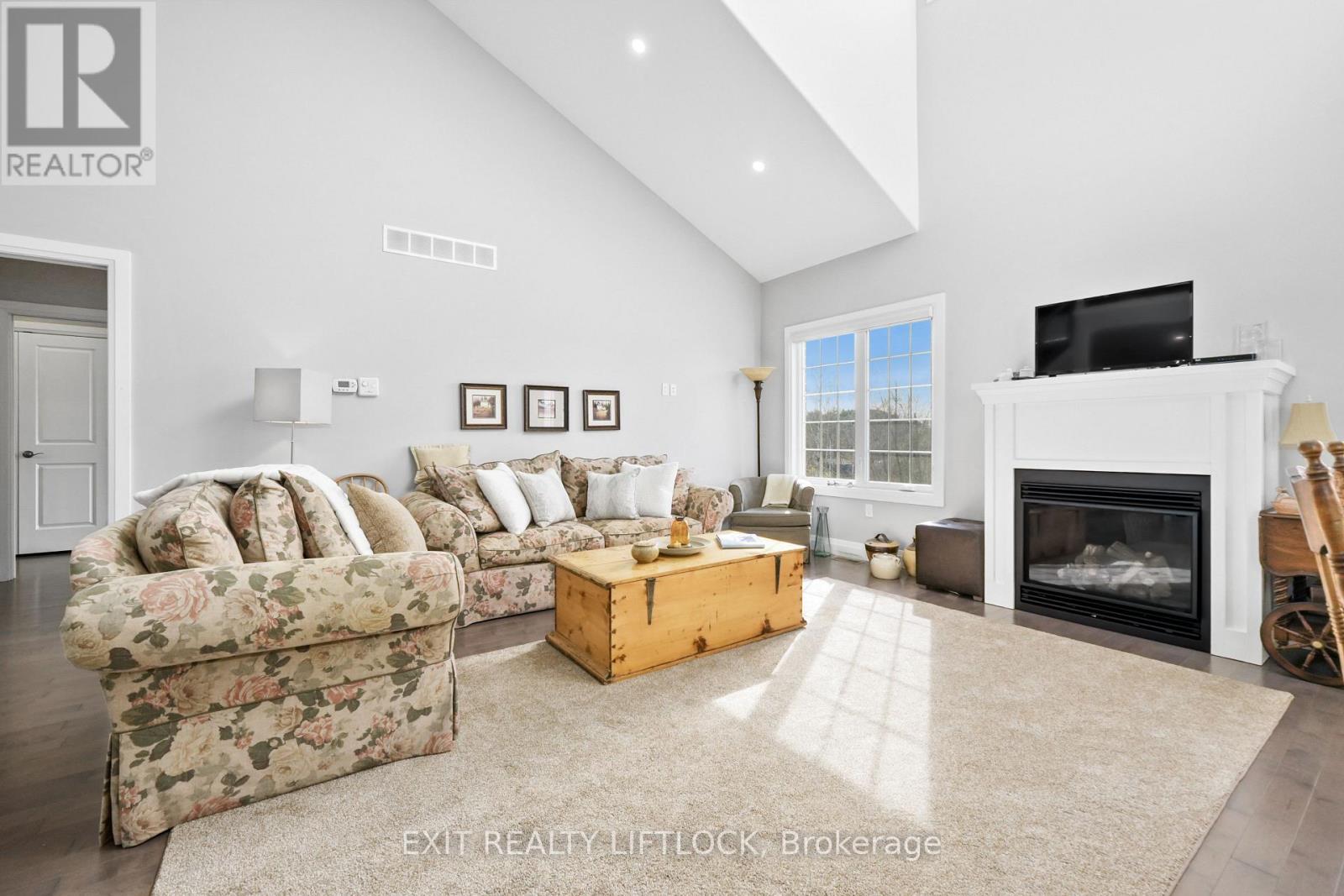 10 - 68 Blossom Court, Trent Hills, Ontario  K0K 3K0 - Photo 28 - X12115105