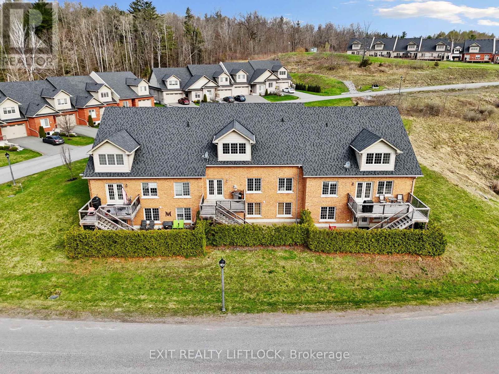 10 - 68 Blossom Court, Trent Hills, Ontario  K0K 3K0 - Photo 8 - X12115105