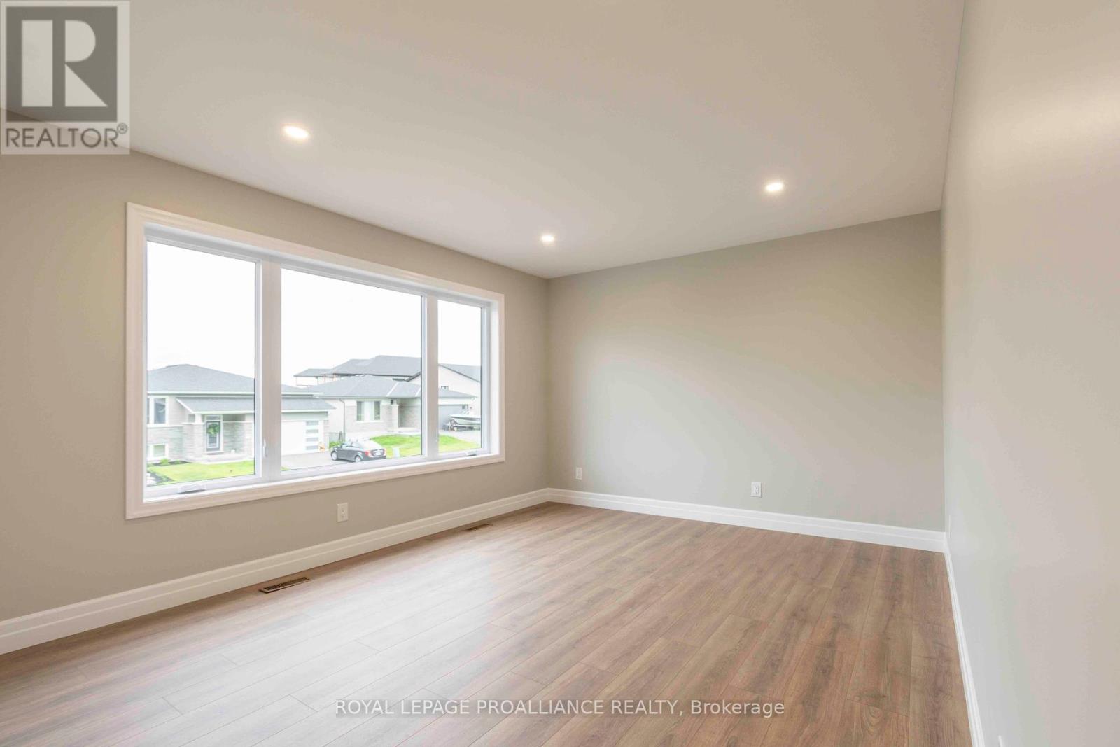 61 Meagan Lane, Quinte West, Ontario  K0K 2C0 - Photo 17 - X12117510