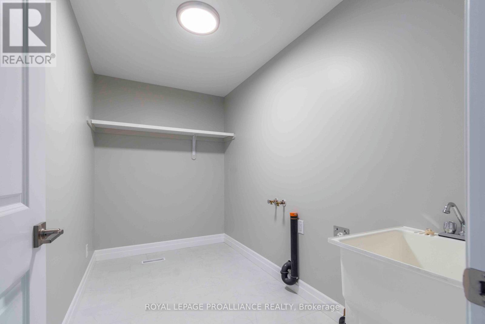 61 Meagan Lane, Quinte West, Ontario  K0K 2C0 - Photo 25 - X12117510