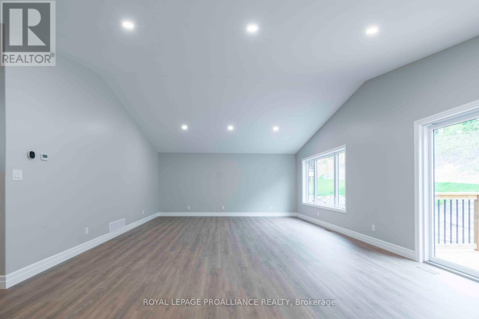 61 Meagan Lane, Quinte West, Ontario  K0K 2C0 - Photo 9 - X12117510