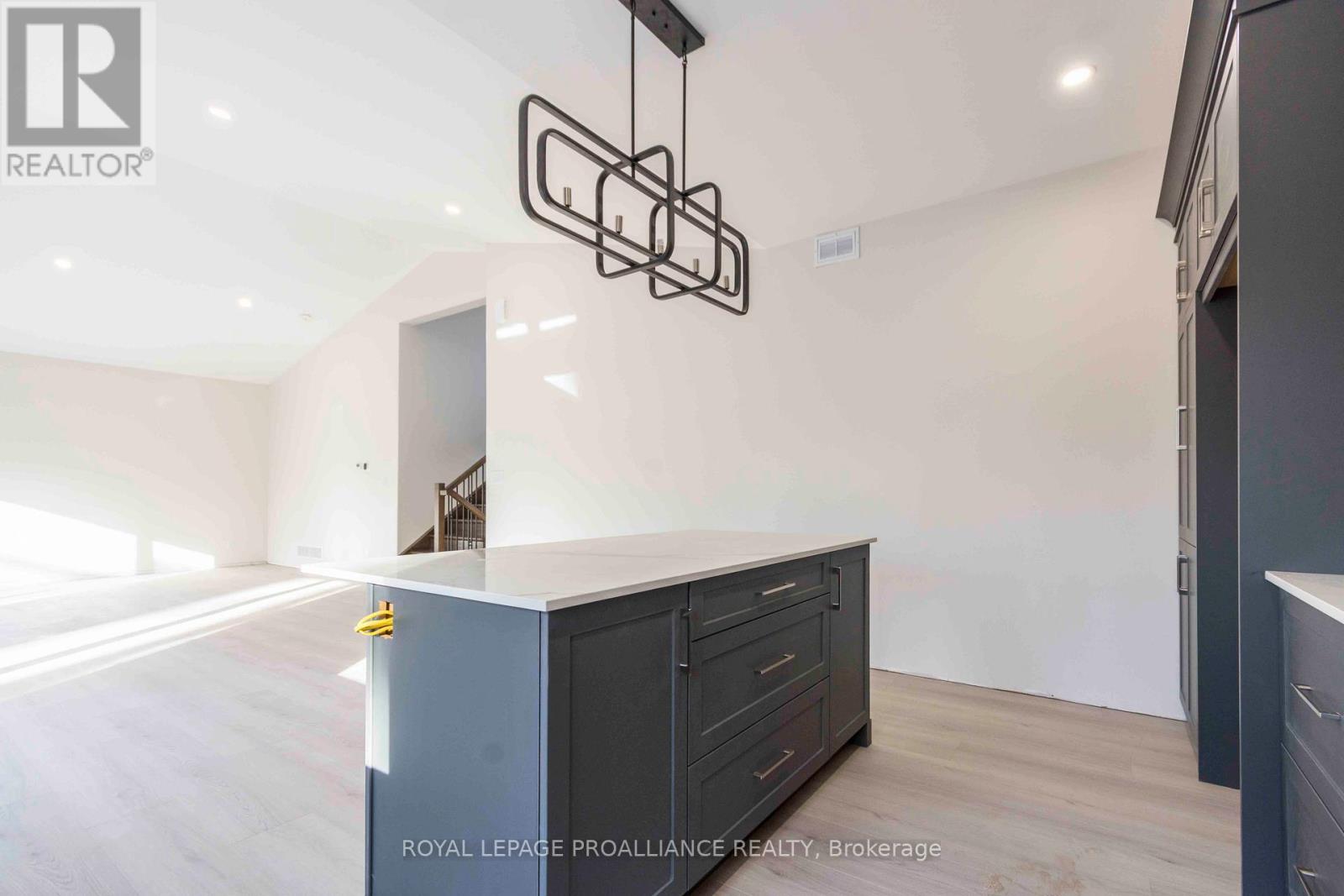 63 Meagan Lane, Quinte West, Ontario  K0K 2C0 - Photo 9 - X12117525