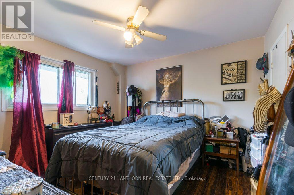 87-89 Scott Avenue, Quinte West, Ontario  K0K 2C0 - Photo 15 - X12130920
