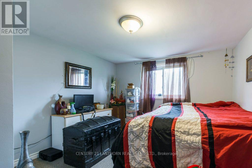 87-89 Scott Avenue, Quinte West, Ontario  K0K 2C0 - Photo 19 - X12130920