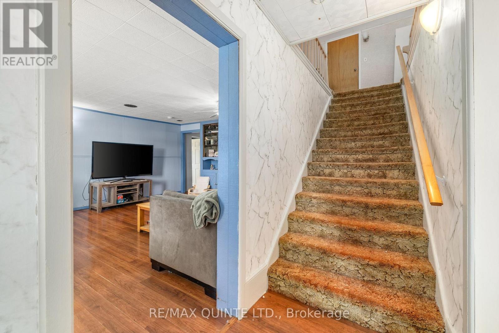 2 Baitleys Road, Prince Edward County, Ontario  K0K 3L0 - Photo 10 - X12130969