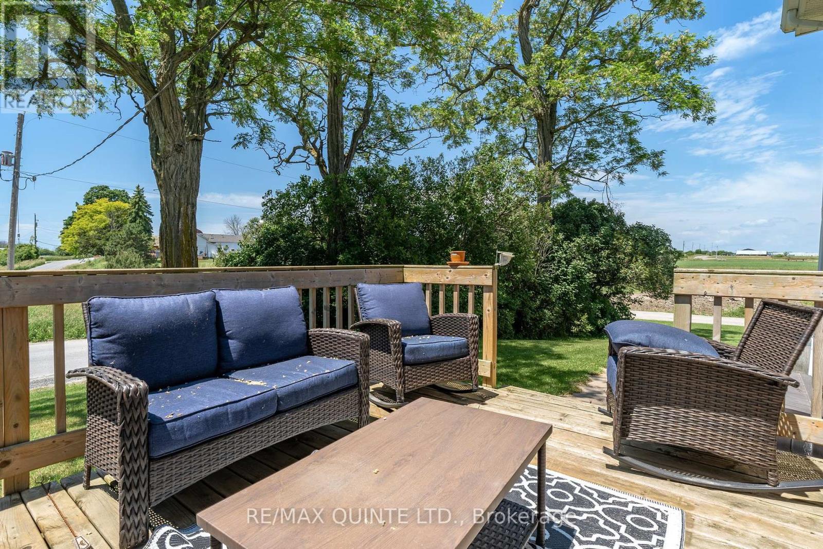 2 Baitleys Road, Prince Edward County, Ontario  K0K 3L0 - Photo 7 - X12130969