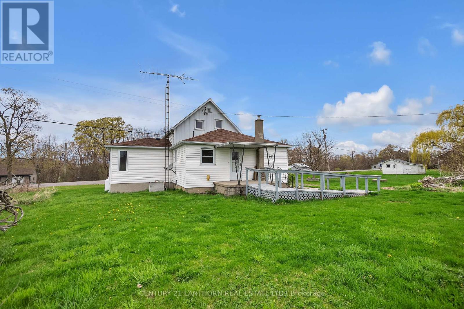 1205 County Road 18 Road, Prince Edward County, Ontario  K0K 1P0 - Photo 4 - X12131275