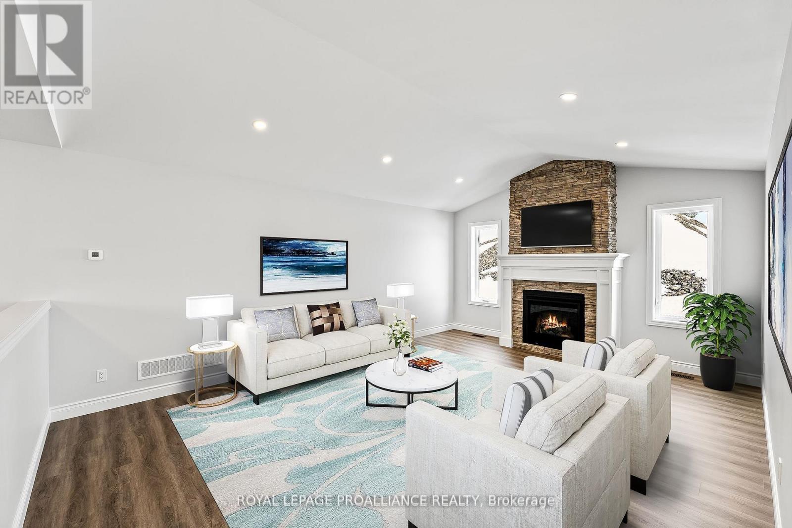 182 Homewood Avenue, Trent Hills, Ontario  K0K 1Y0 - Photo 6 - X12133947