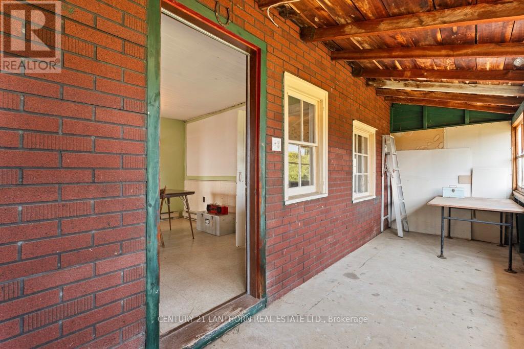 1677 County 8 Road, Prince Edward County, Ontario  K0K 2T0 - Photo 7 - X12135758