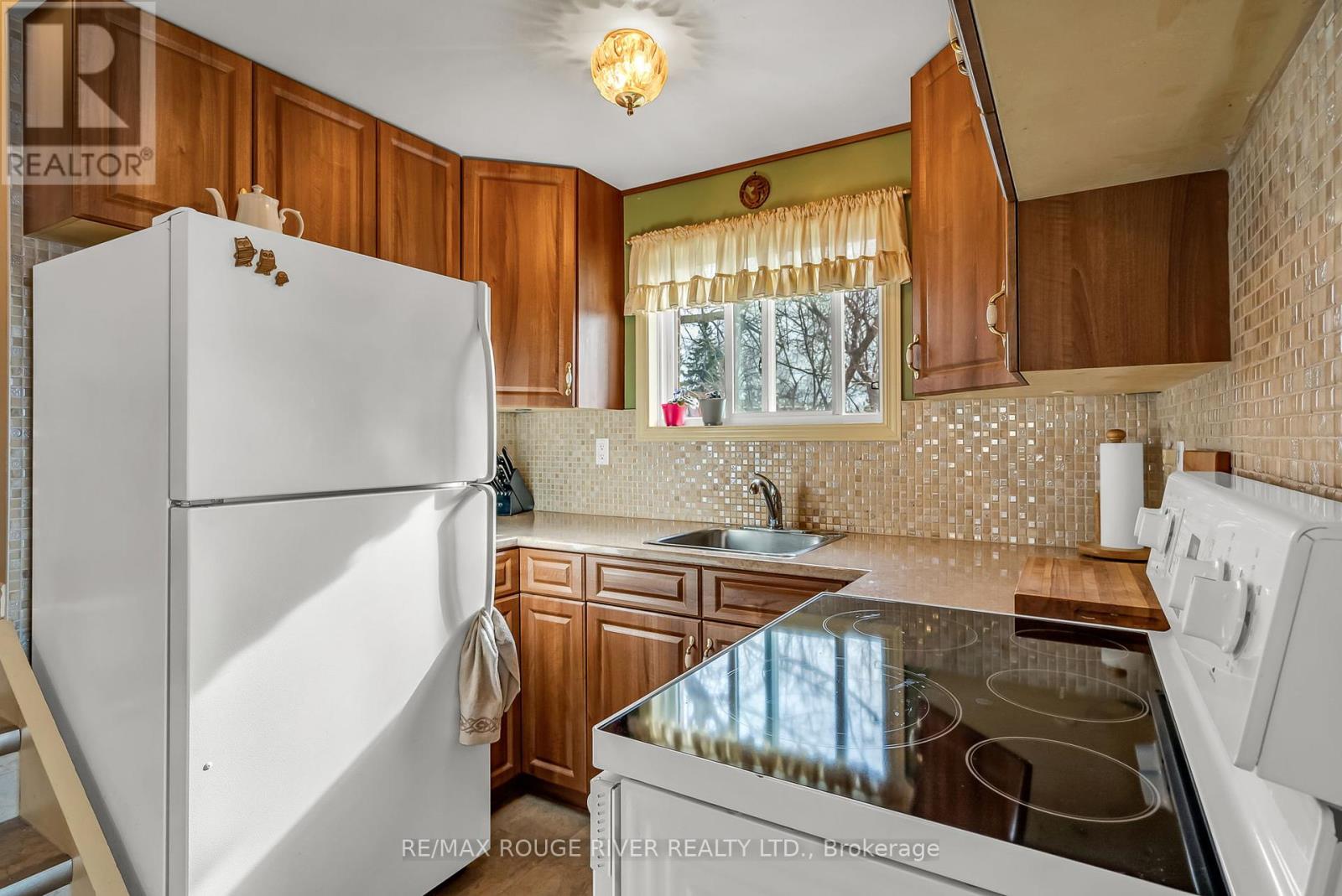 5454 Lakeshore Drive, Hamilton Township, Ontario  K0K 2H0 - Photo 10 - X12141115