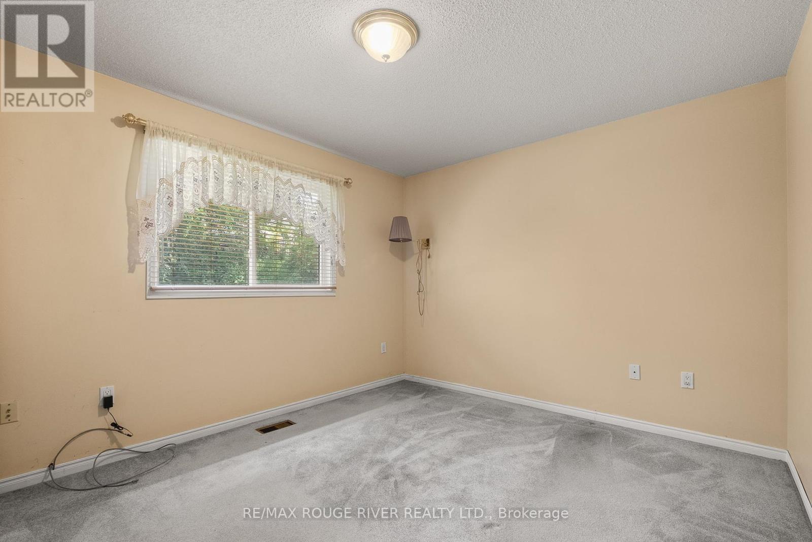 5454 Lakeshore Drive, Hamilton Township, Ontario  K0K 2H0 - Photo 13 - X12141115