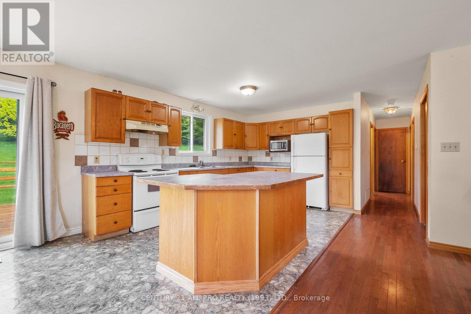 3791 Harwood Road, Hamilton Township, Ontario  K0K 1C0 - Photo 5 - X12150997