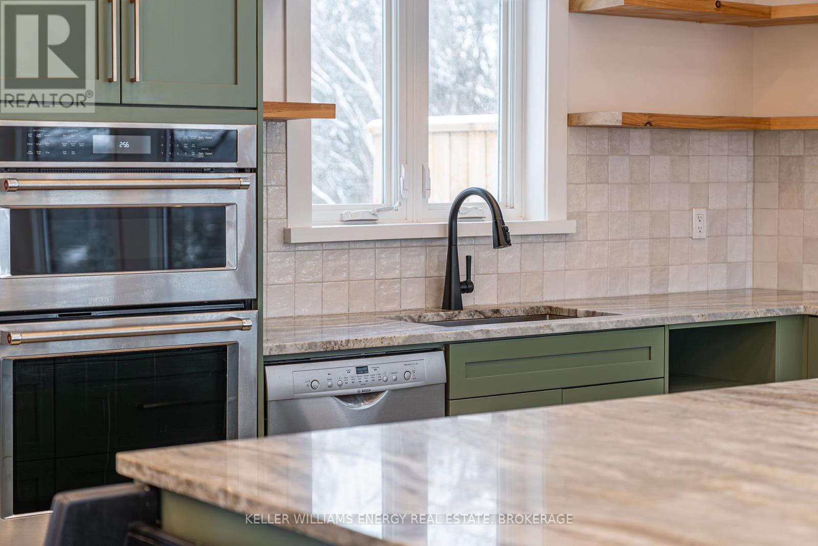 30 Oram Road, Prince Edward County, Ontario  K0K 1G0 - Photo 12 - X12154413