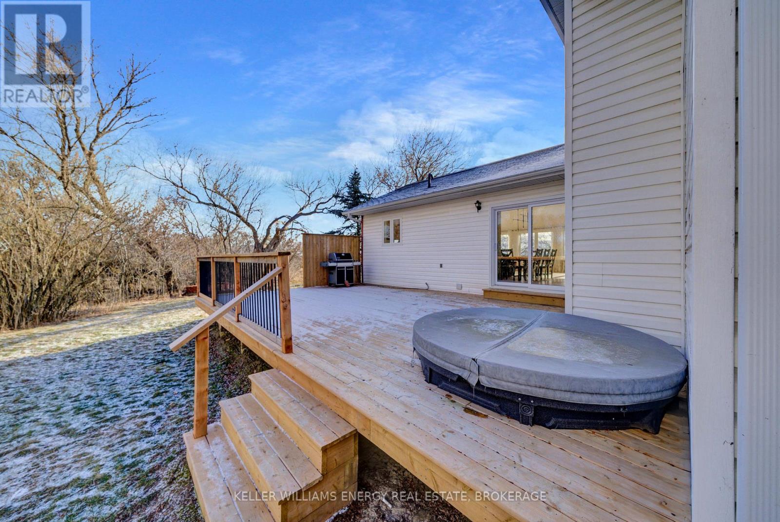 30 Oram Road, Prince Edward County, Ontario  K0K 1G0 - Photo 38 - X12154413
