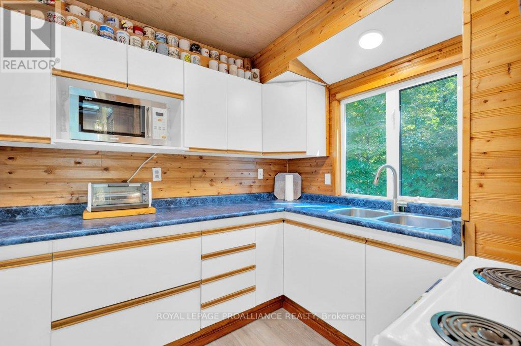174 Cottage Lane, Tweed, Ontario  K0K 3J0 - Photo 8 - X12154538