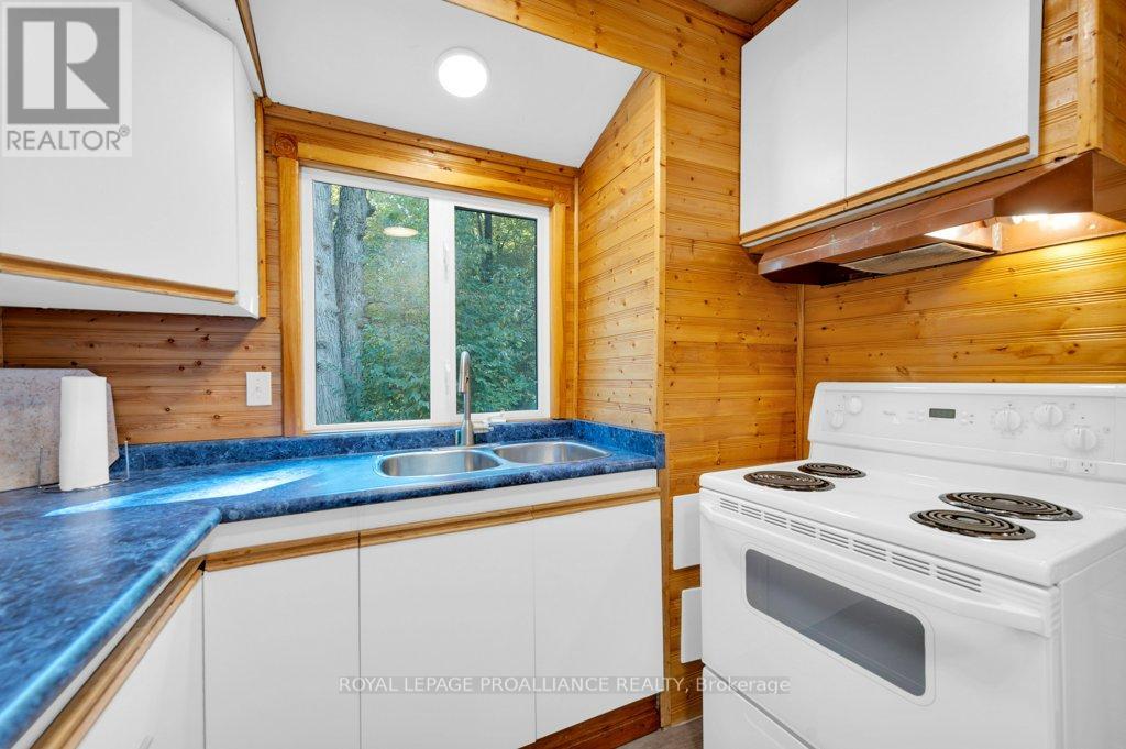 174 Cottage Lane, Tweed, Ontario  K0K 3J0 - Photo 9 - X12154538
