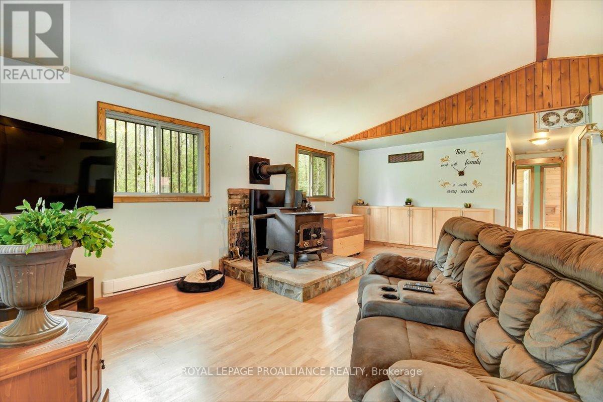 1612 Shanick Road, Marmora And Lake, Ontario  K0K 2M0 - Photo 12 - X12156143