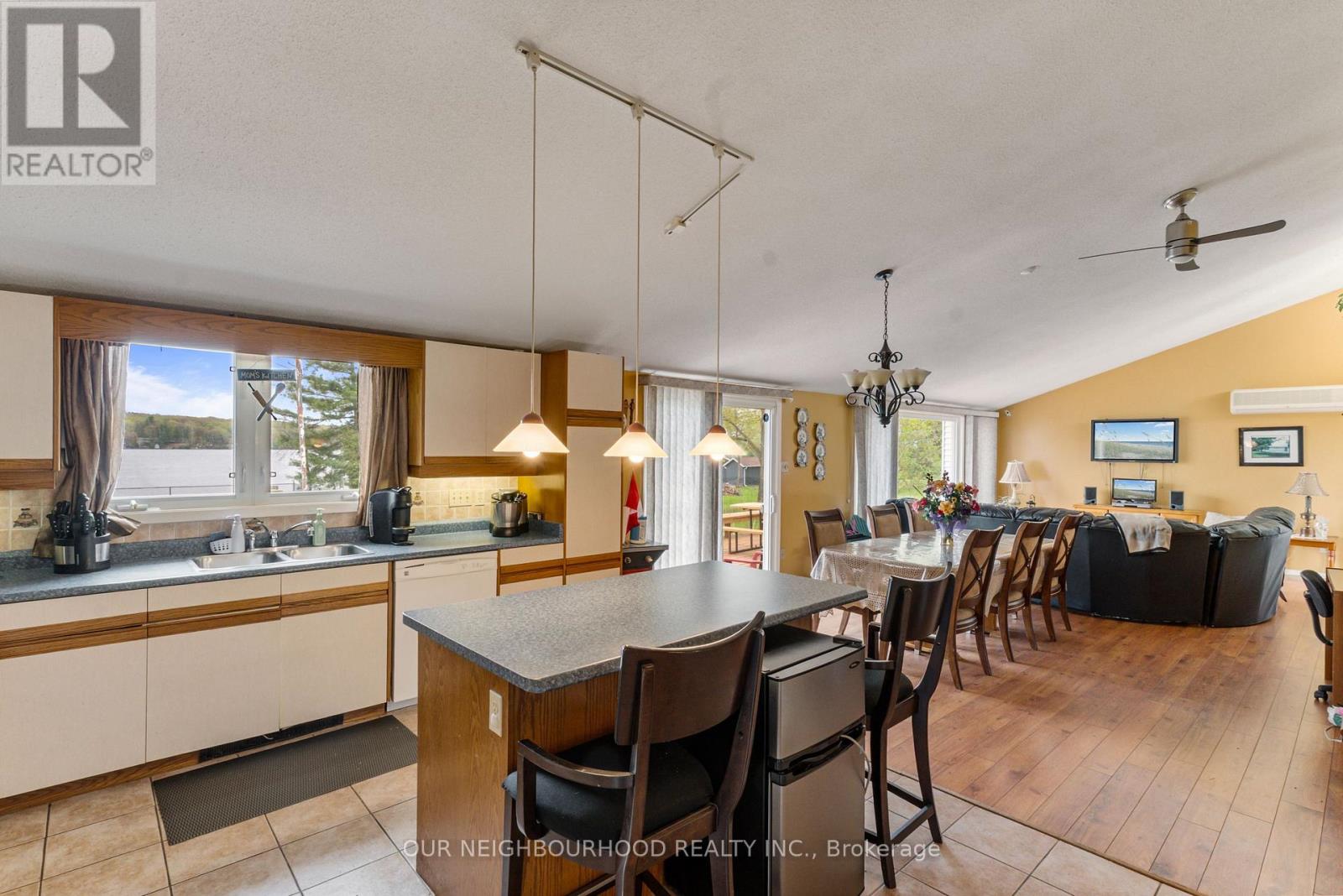 10 Richardson Road, Prince Edward County, Ontario  K0K 2T0 - Photo 12 - X12158702