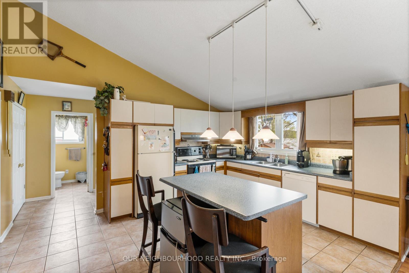 10 Richardson Road, Prince Edward County, Ontario  K0K 2T0 - Photo 13 - X12158702