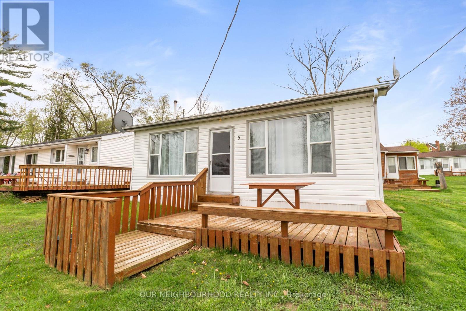 10 Richardson Road, Prince Edward County, Ontario  K0K 2T0 - Photo 25 - X12158702