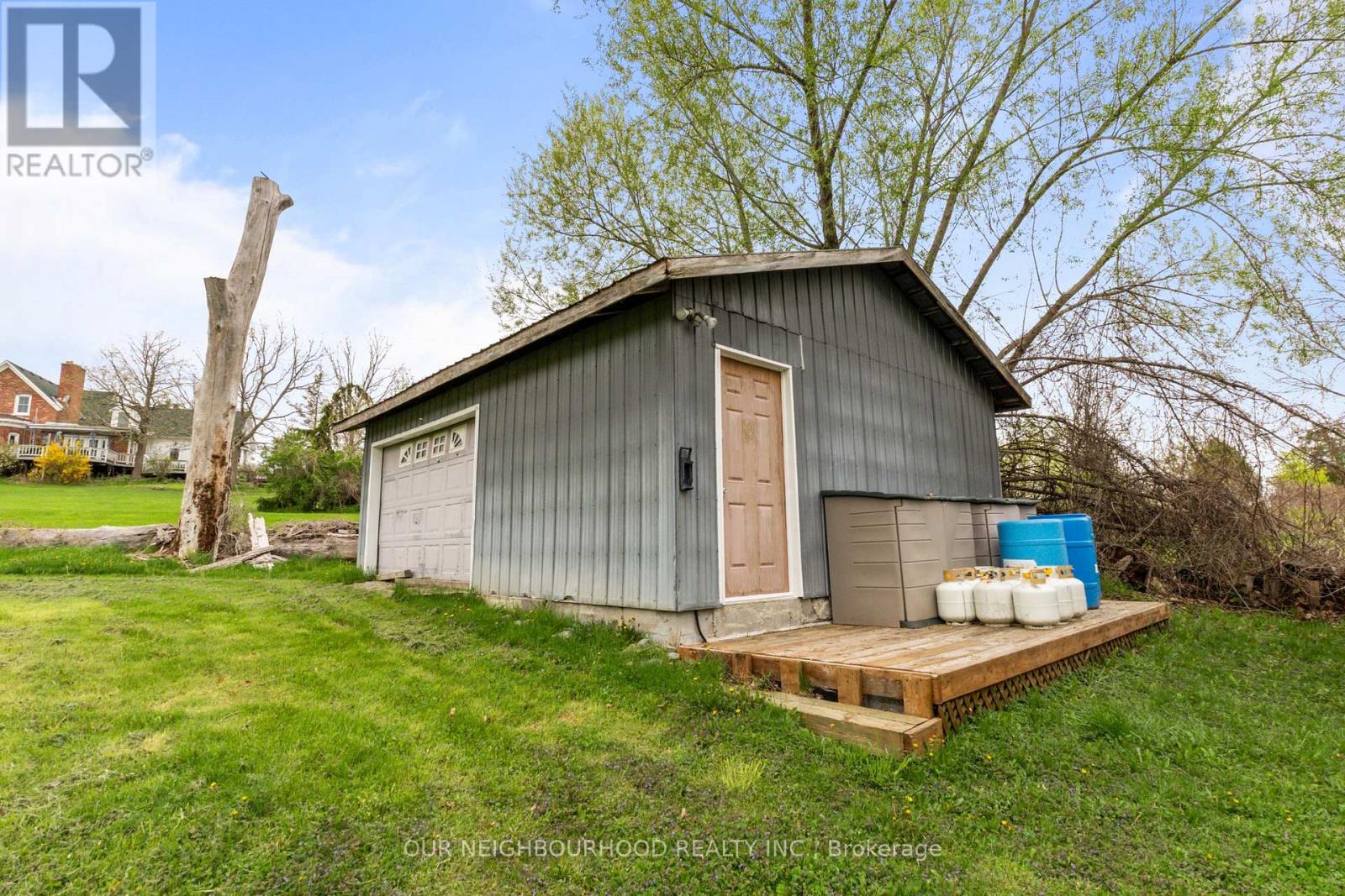 10 Richardson Road, Prince Edward County, Ontario  K0K 2T0 - Photo 37 - X12158702