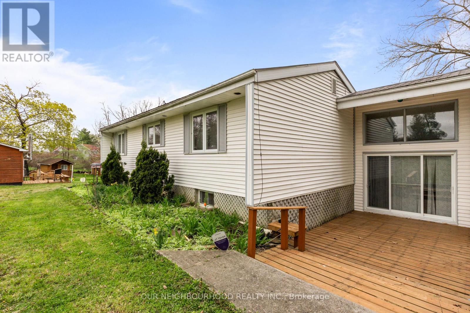 10 Richardson Road, Prince Edward County, Ontario  K0K 2T0 - Photo 38 - X12158702