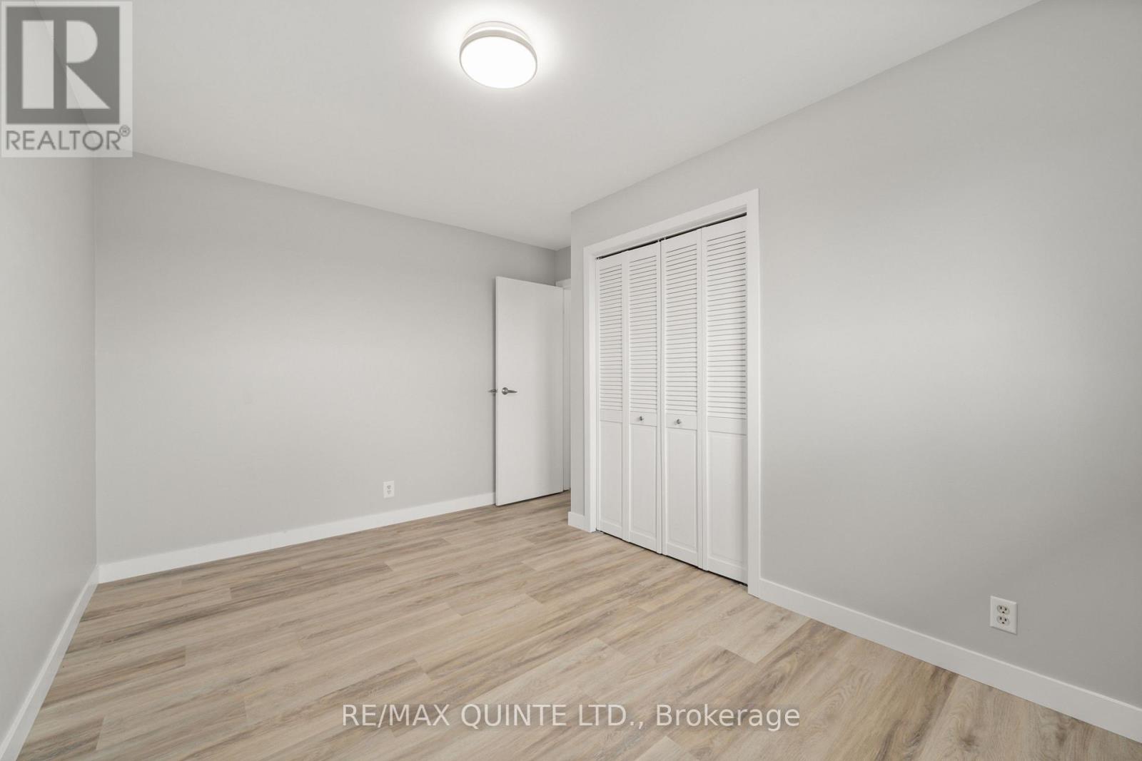 94 Cloverleaf Drive, Belleville, Ontario  K8N 4Z5 - Photo 18 - X12163990