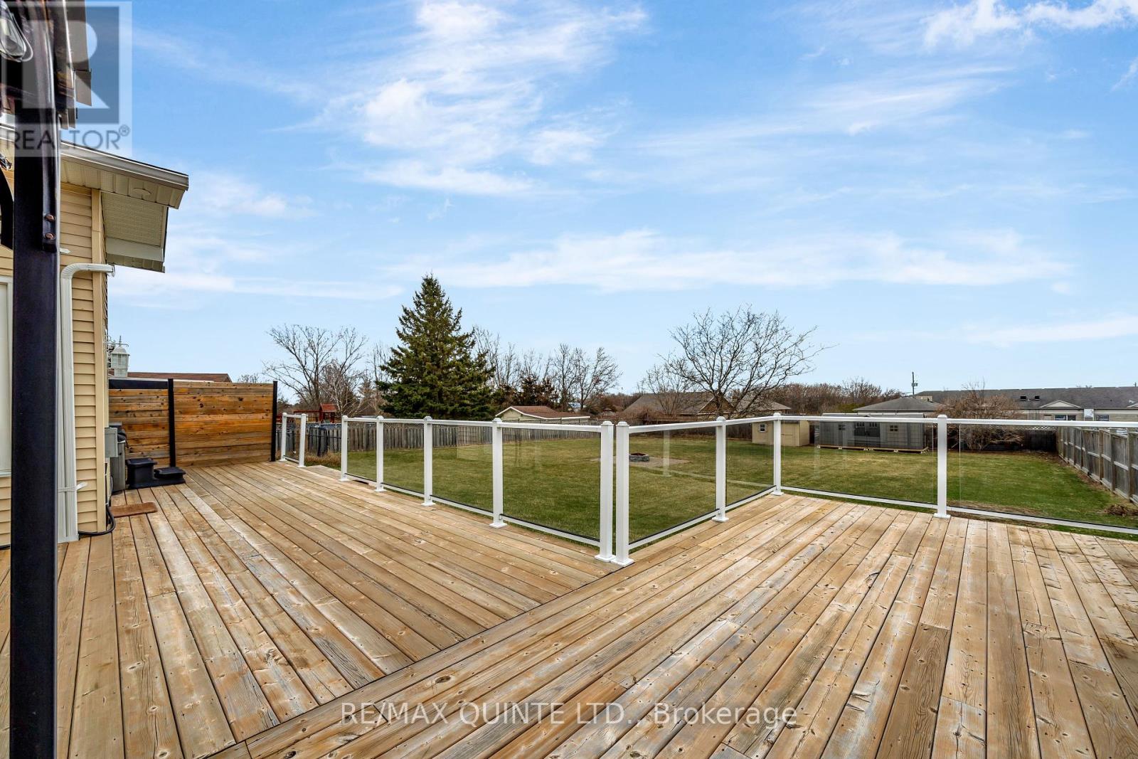 94 Cloverleaf Drive, Belleville, Ontario  K8N 4Z5 - Photo 37 - X12163990