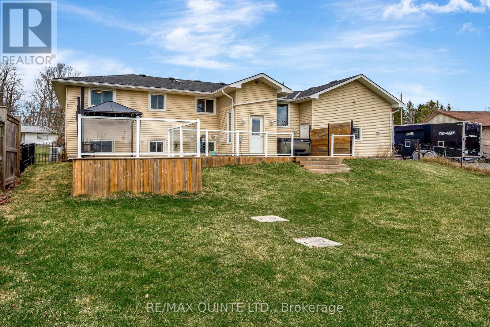 94 Cloverleaf Drive, Belleville, Ontario  K8N 4Z5 - Photo 41 - X12163990