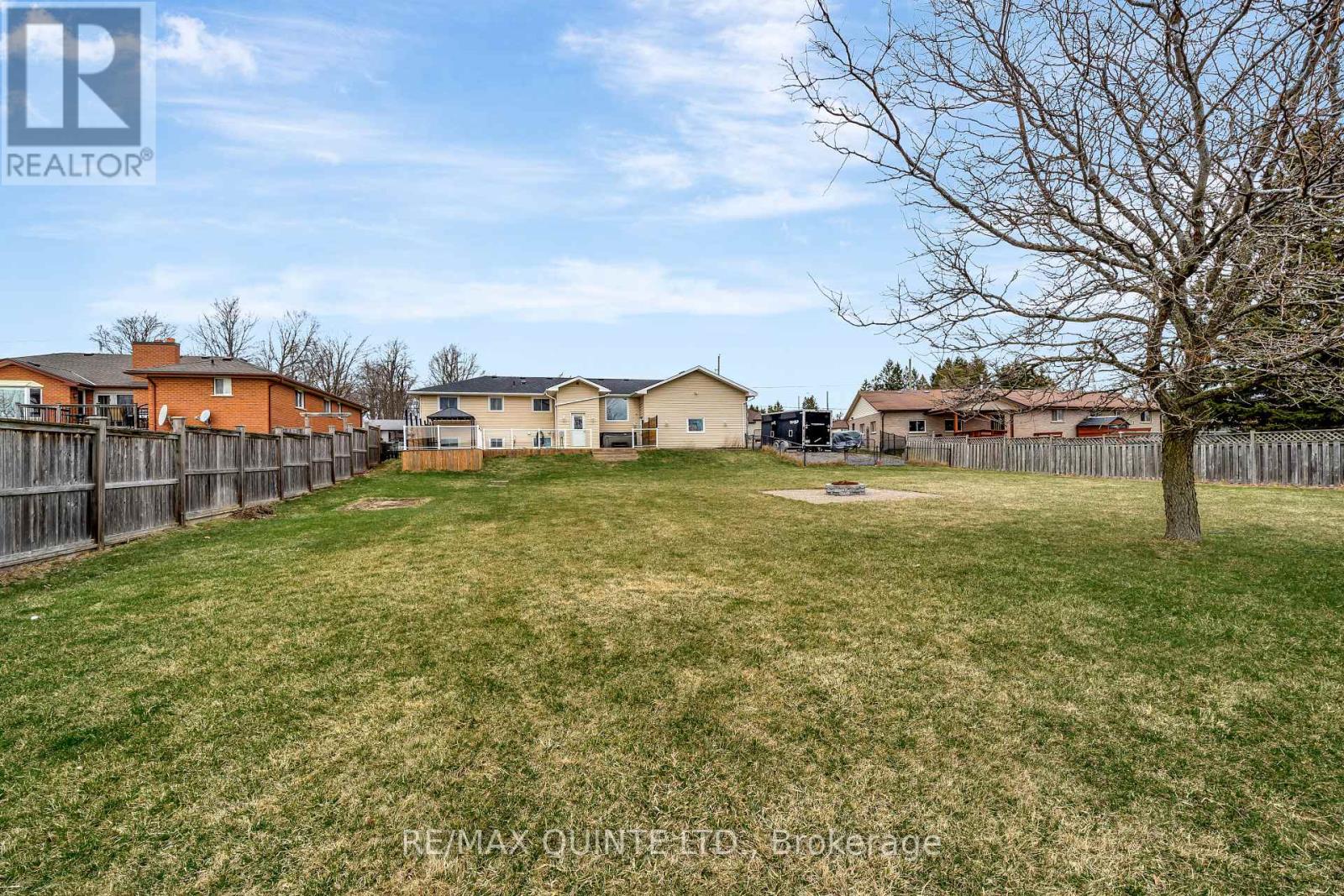 94 Cloverleaf Drive, Belleville, Ontario  K8N 4Z5 - Photo 45 - X12163990