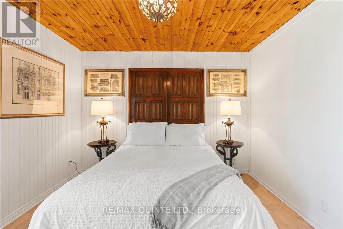1406 County Road 12, Prince Edward County, Ontario  K0K 2T0 - Photo 22 - X12167040