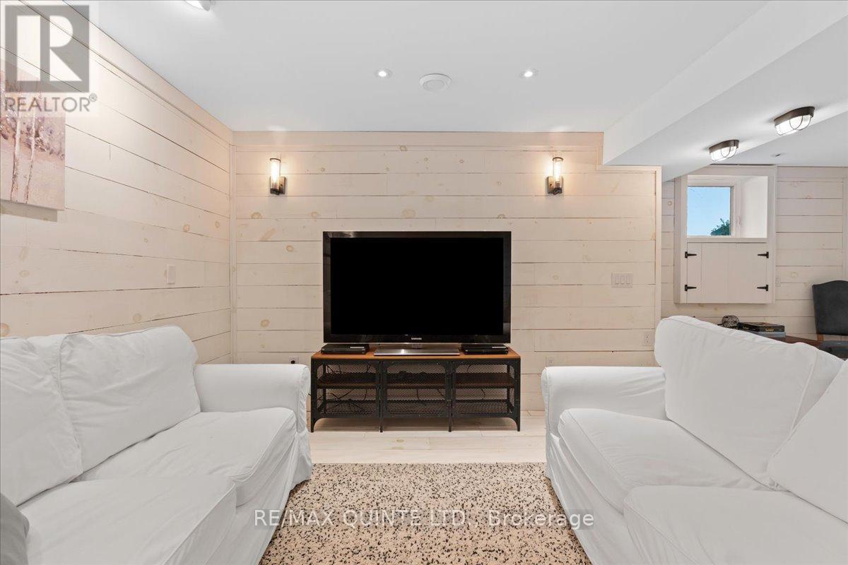 1406 County Road 12, Prince Edward County, Ontario  K0K 2T0 - Photo 29 - X12167040